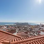 Bright In Alfama, Lisbon, Historic Heart & Great Views - Ttl99 Апартаменты