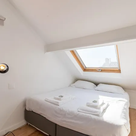 Bright In Alfama, Lisbon, Historic Heart & Great Views - Ttl99 Appartement