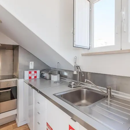 Apartamento Vista Rio Tejo Em Alfama, Ttl99