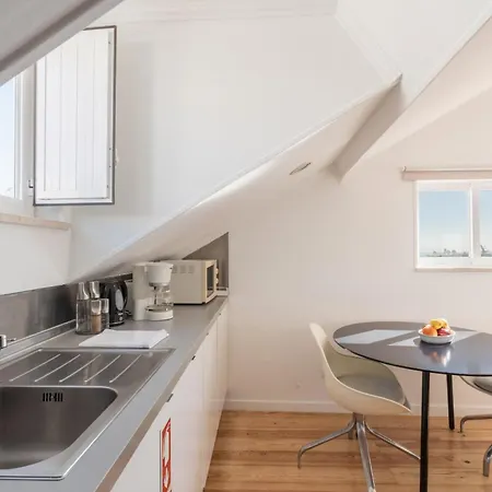 Bright In Alfama, Lisbon, Historic Heart & Great Views - Ttl99 Apartament Lizbona