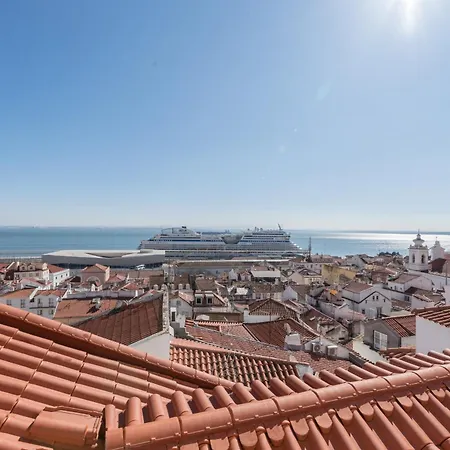 Bright In Alfama, Lisbon, Historic Heart & Great Views - Ttl99 公寓